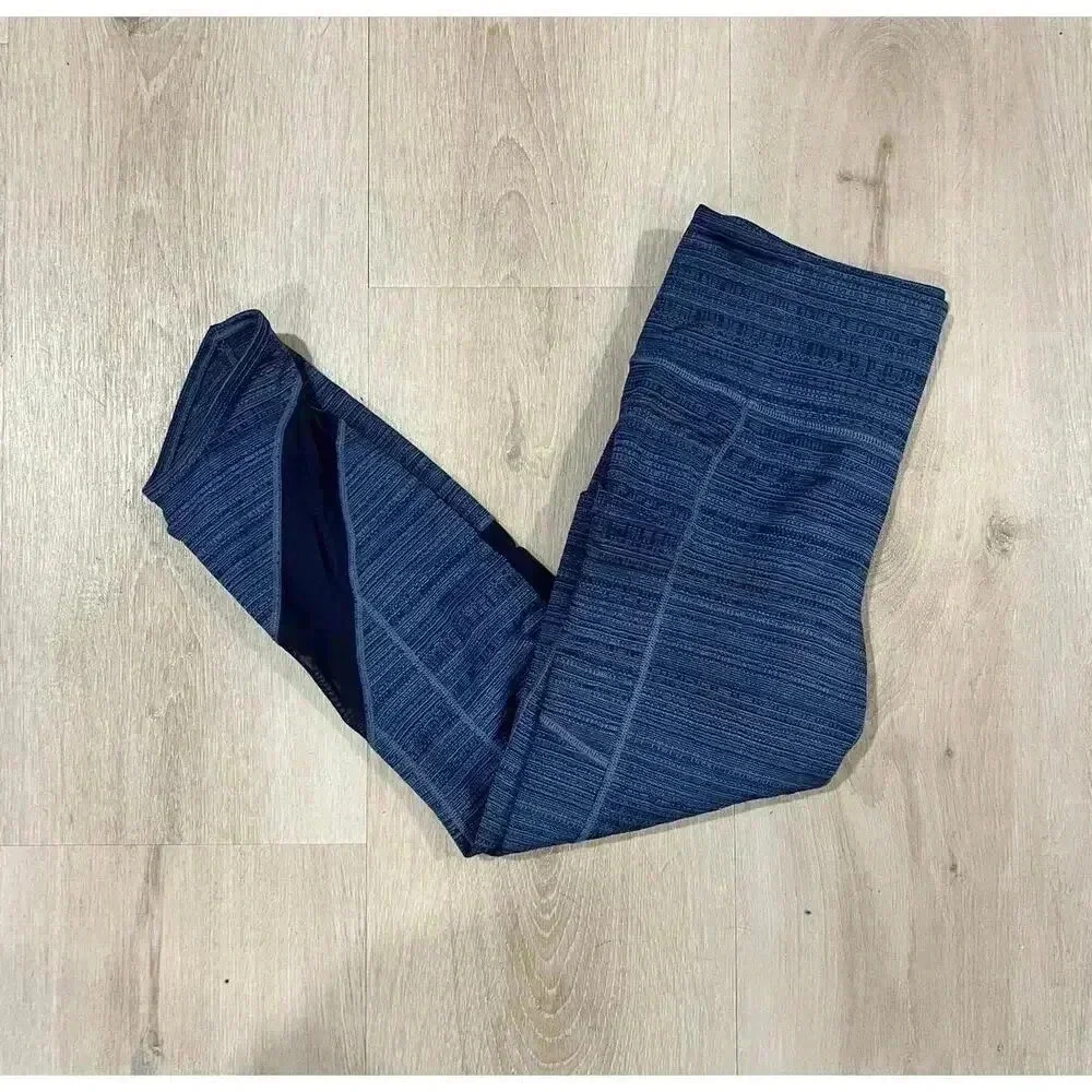 Athleta cropped leggings, size small